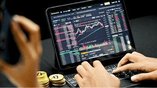 Interface d'exécution de trading Lys Capitange à faible latence avec flux d'ordres en temps réel